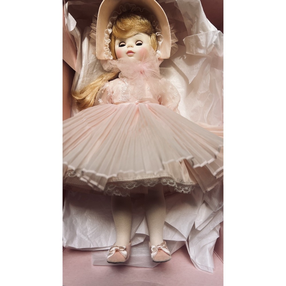 Madame Alexander Renoir Girl Doll 1572 14in Pink Vintage Collectible Blonde Blue